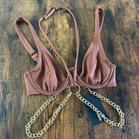 FashionNova Chocolate Brown Chain Top - Picture 3 of 9